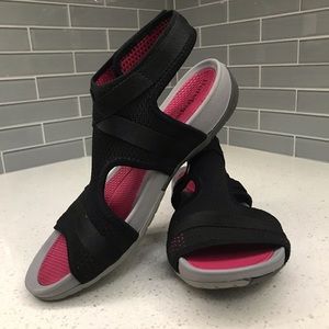 Baretraps Sandals